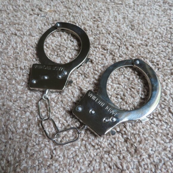 Silver Glitter Handcuffs Costume/Halloween - Picture 3 of 3